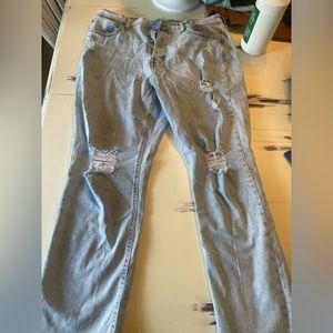 NWOT size 17 Celebrity Pink boyfriend jeans